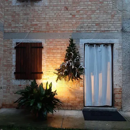 Casa Carolina Struttura Privata Affitta Camera בית הארחה